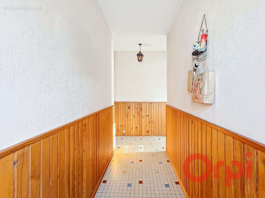 Maison à SAINT-AMAND-MONTROND