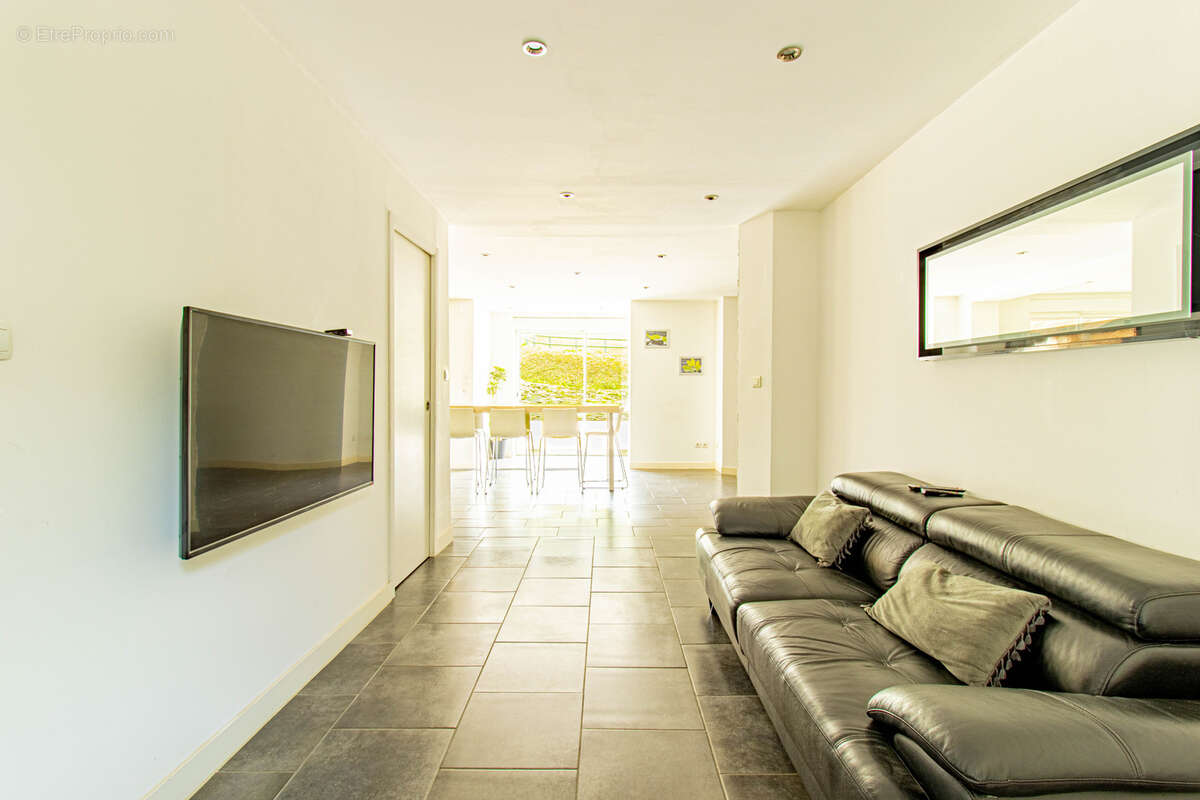 Maison à NOUZONVILLE