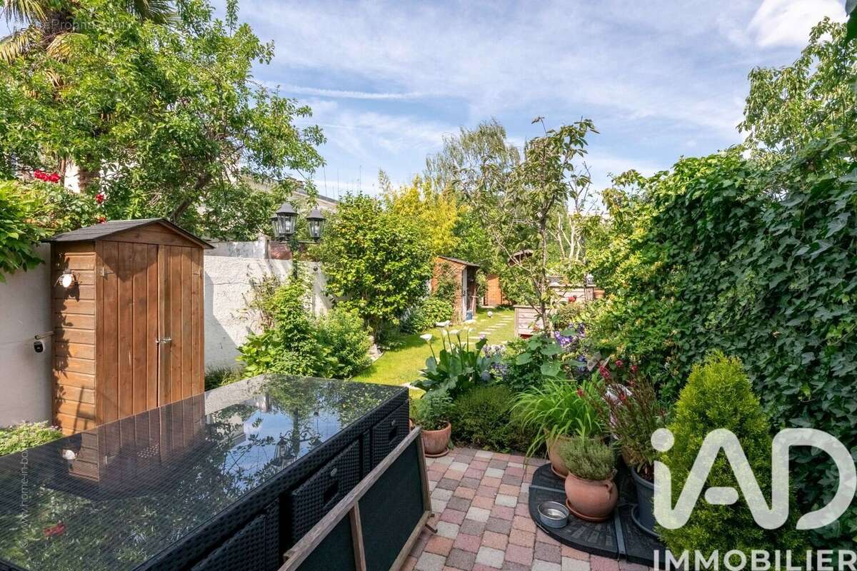 Photo 2 - Maison à RUEIL-MALMAISON