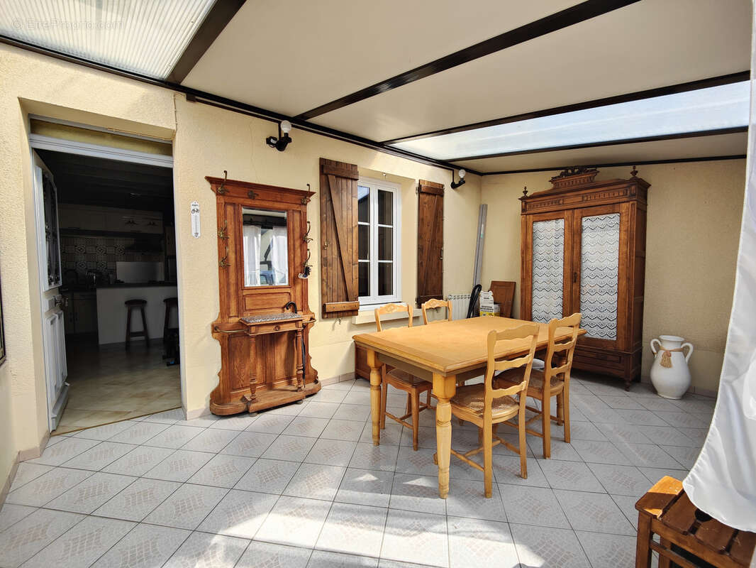 Maison à BUSSY-EN-OTHE