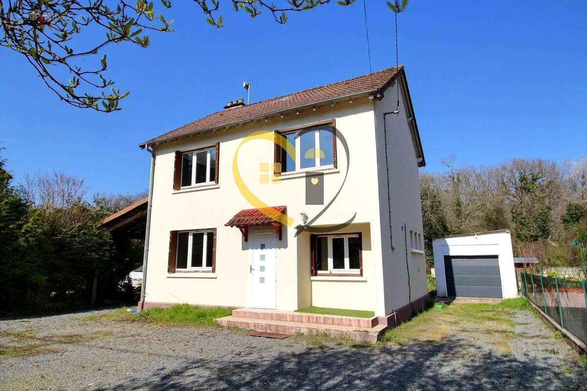 Maison à SOYE-EN-SEPTAINE
