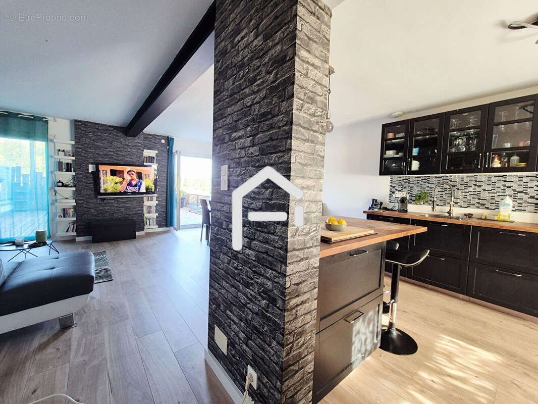 Maison à SAINT-ORENS-DE-GAMEVILLE