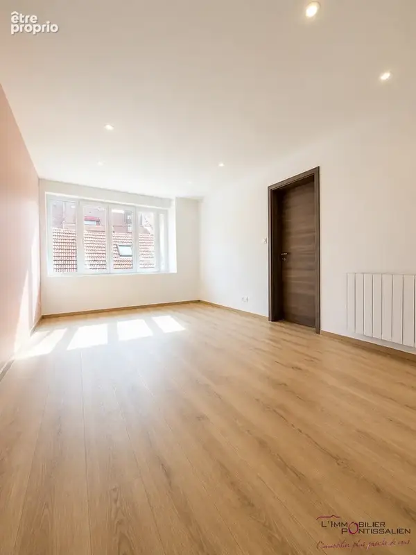 Pontarlier : appartement de type 2 au coeur du centre-ville - photo 3