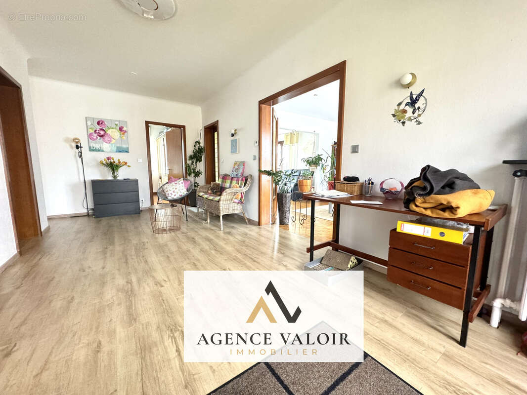 Maison à SEINGBOUSE