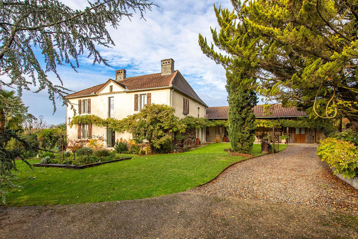 Maison à AIRE-SUR-L'ADOUR