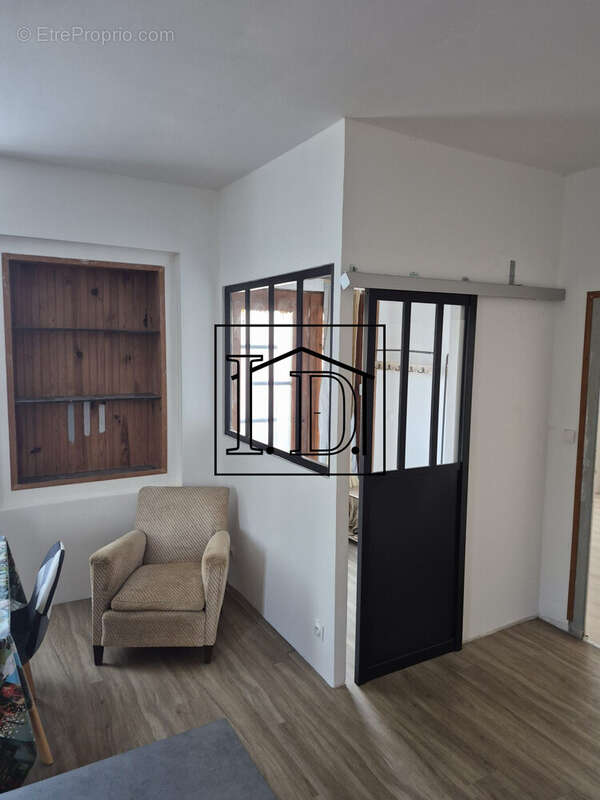 Entrée 1er - Maison à CASTILLONNES