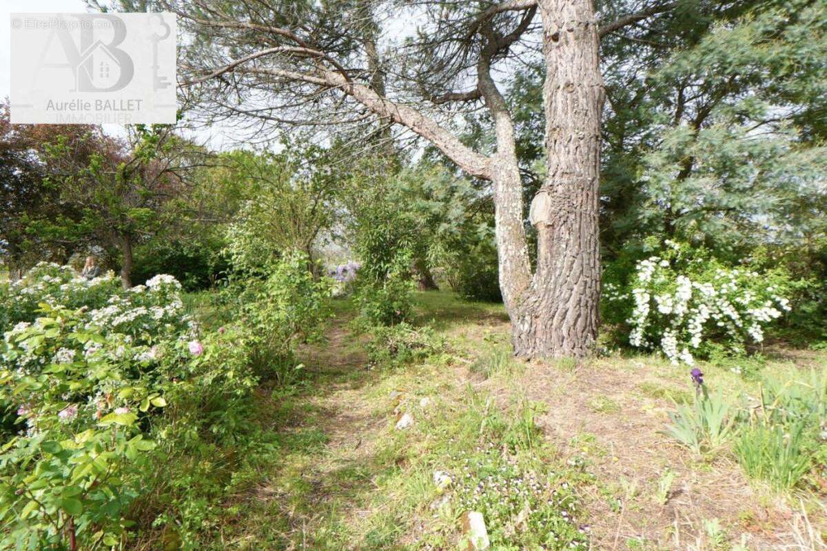 Maison à LUGON-ET-L'ILE-DU-CARNAY