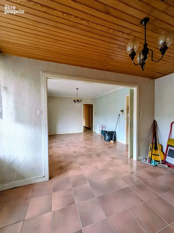 Appartement T5 -  Garage - Cave - photo 2