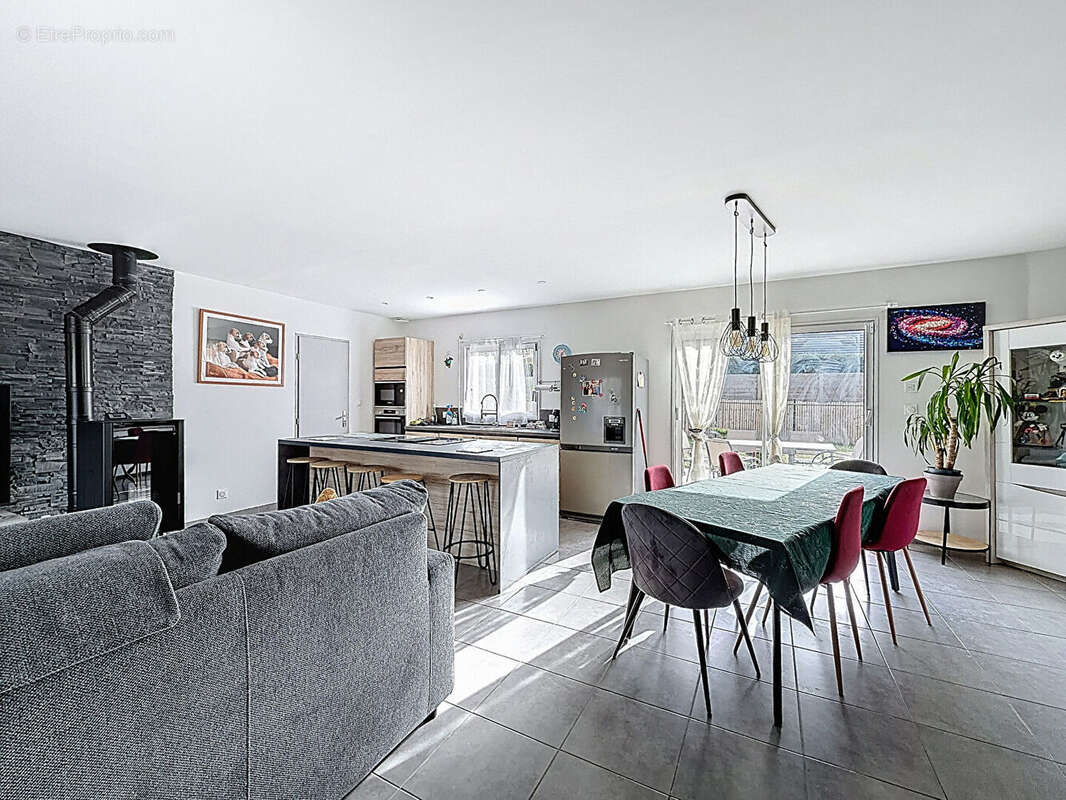 Maison à SAINT-VAAST-EN-AUGE