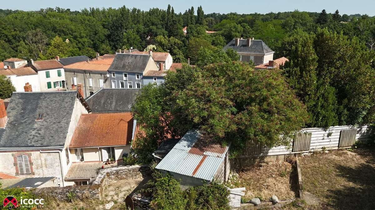 Maison à MAREUIL-SUR-LAY-DISSAIS