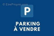 Parking à URRUGNE