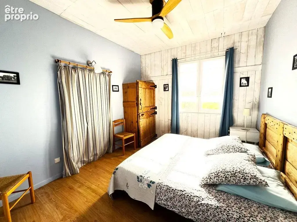 Saint-Cirq-Lapopie: Opportunité d'Investissement clé en main, 5 chambres d'hôtes, une maison d'amis, une salle de réception et p - photo 11