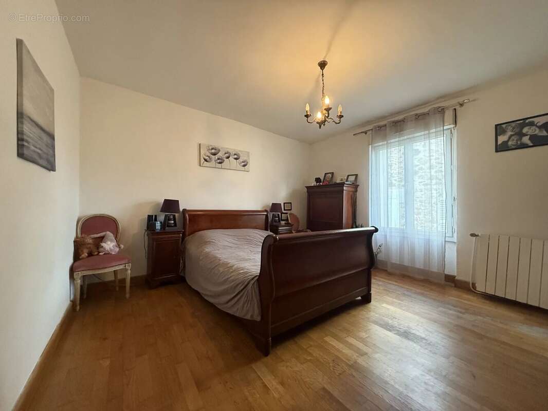 Maison à CHELLES
