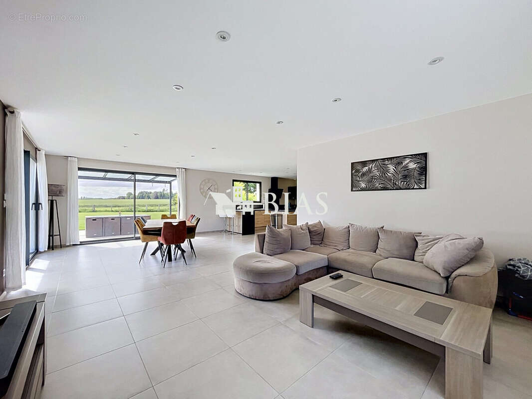Maison 179 m² à Le Gros-Theil  - photo 5