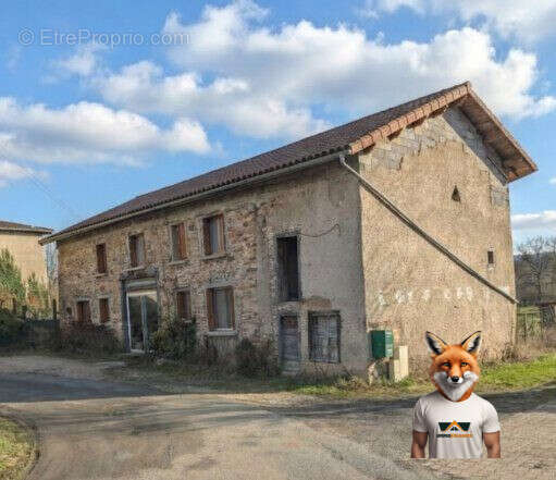 facade est - Maison à MARSAC-EN-LIVRADOIS
