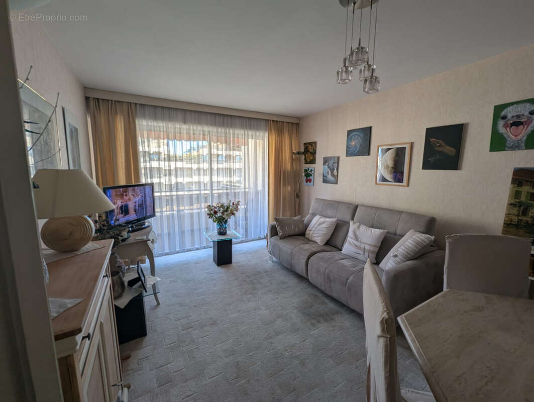Appartement à FREJUS