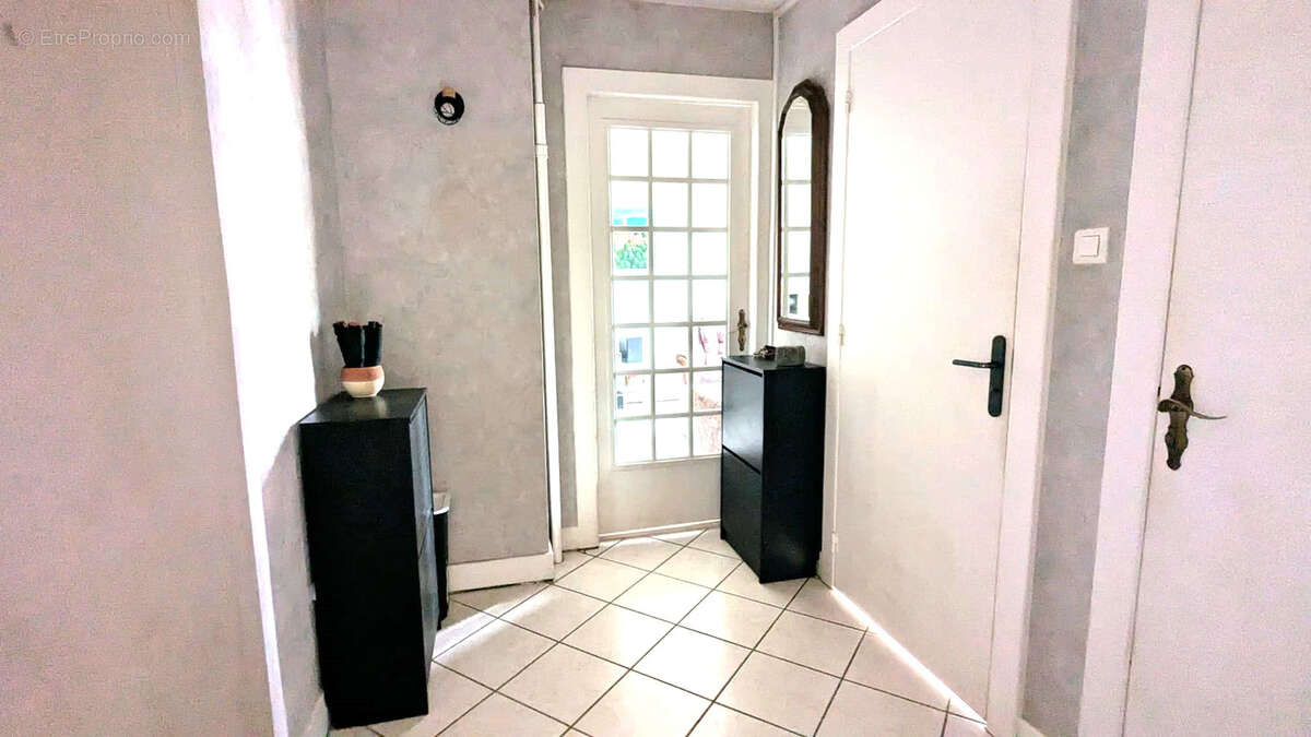 3 minutes centre ville Belfort Lumineux et agréable appartement F5 89 m2 - photo 7