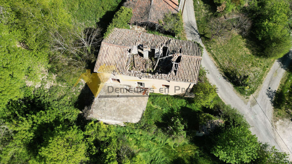 Maison à PIERRELONGUE