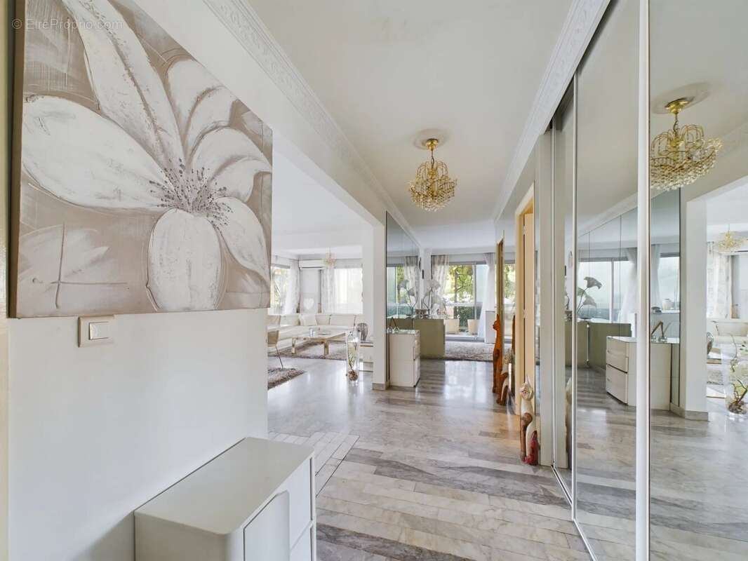 À vendre : appartement 3 pièces avec grande terrasse et piscine - photo 14