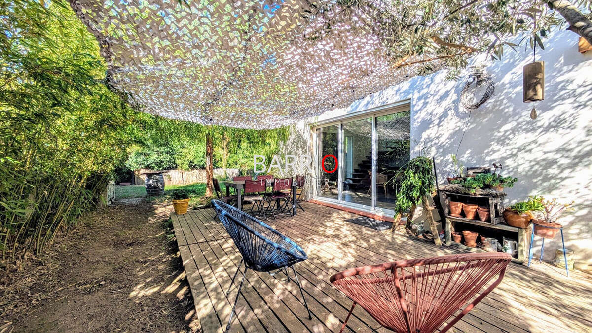 Maison à SAINT-GENIS-DES-FONTAINES