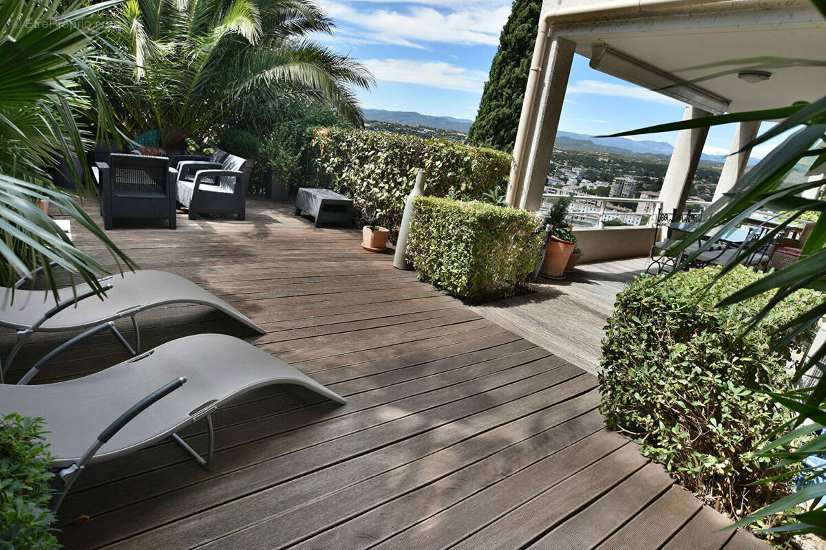 Appartement à SAINT-RAPHAEL