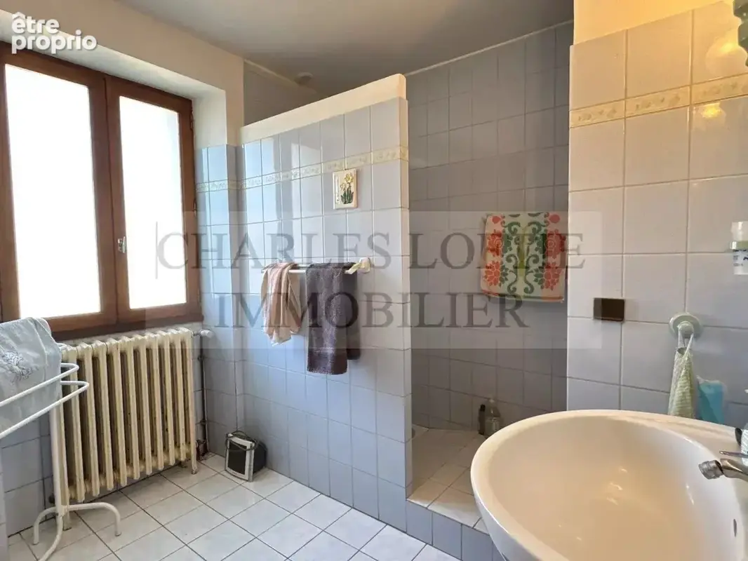 Belle propriété comprenant 2 maisons et piscine, sur 2 ha de terrain, à proximité de Cazals. - photo 12