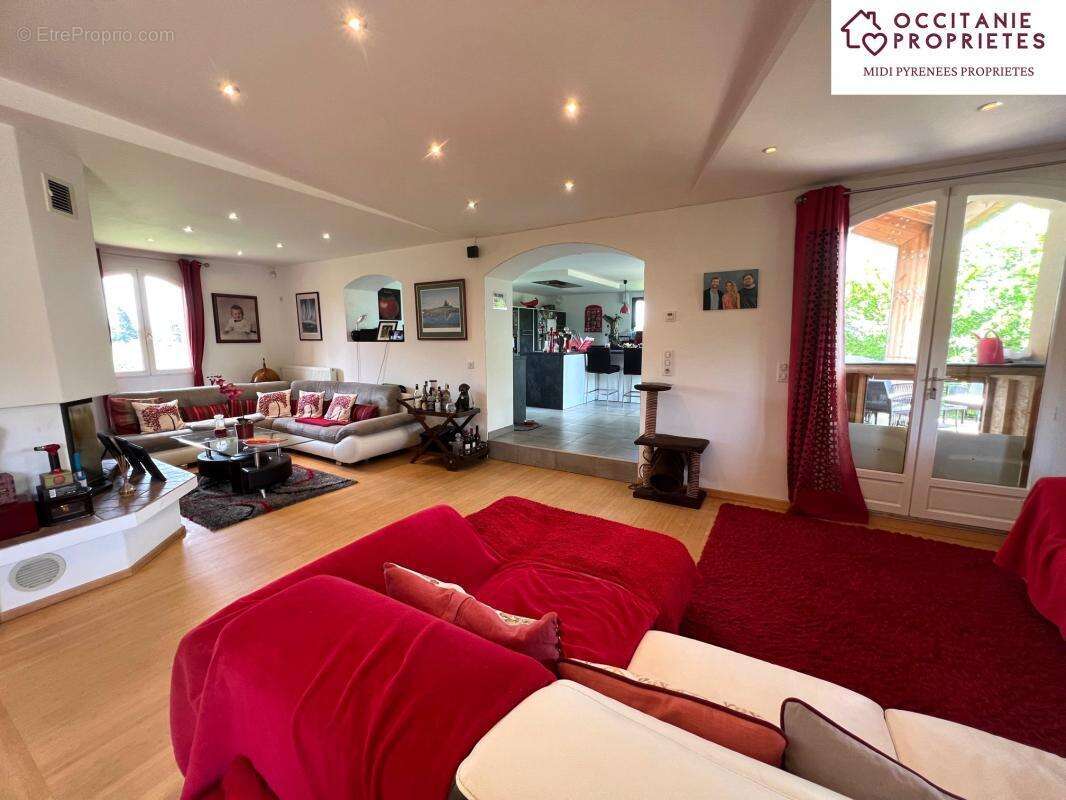 Maison à CARLA-BAYLE