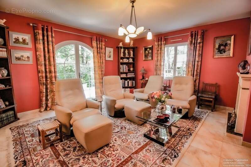 Une maison de Maître contemporaine à Candresse avec dépendances et son jardin de 2500m2 arboré - photo 3