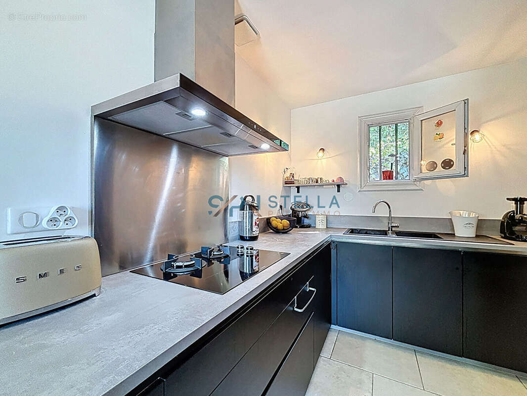 Maison avec dépendances et piscine - photo 4
