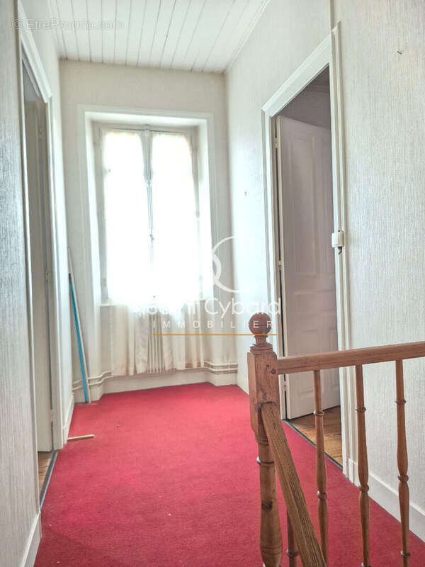 Maison à RUELLE-SUR-TOUVRE