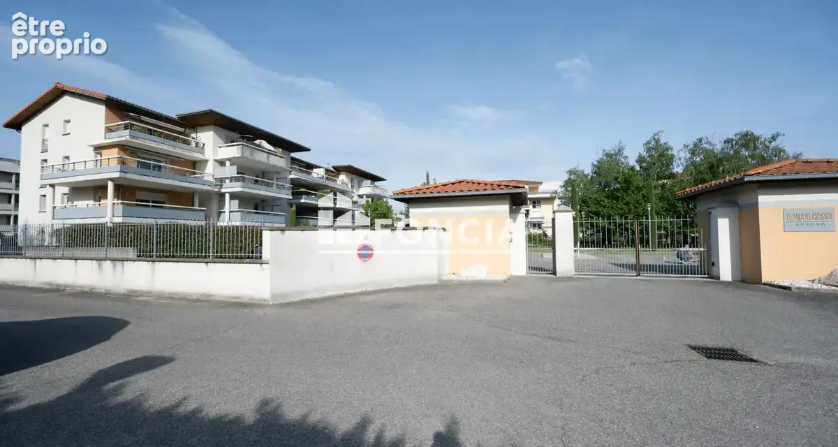 Appartement à GUILHERAND-GRANGES