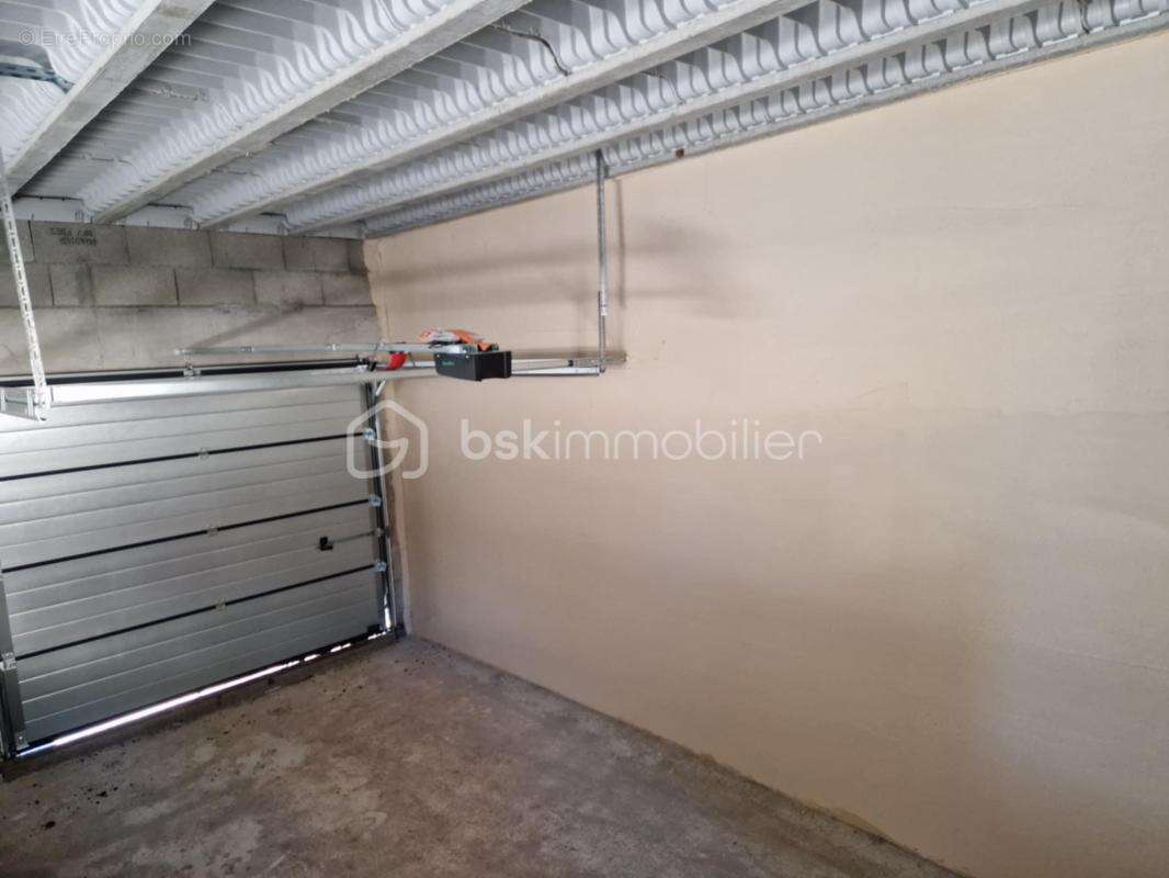 Maison à LA TOUR-DU-PIN