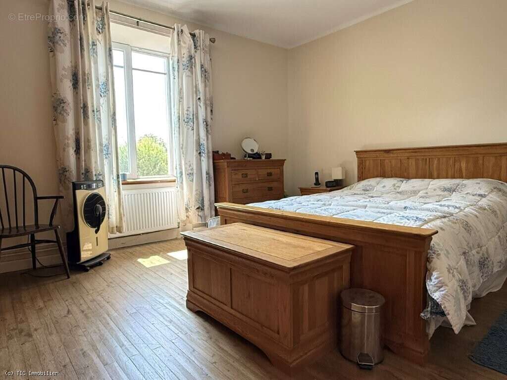 Maison de Campagne Avec 4 Chambres à Loubille - Exclusif à TIC IMMOBILER - photo 16
