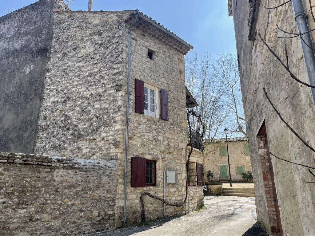Maison à RIVIERES