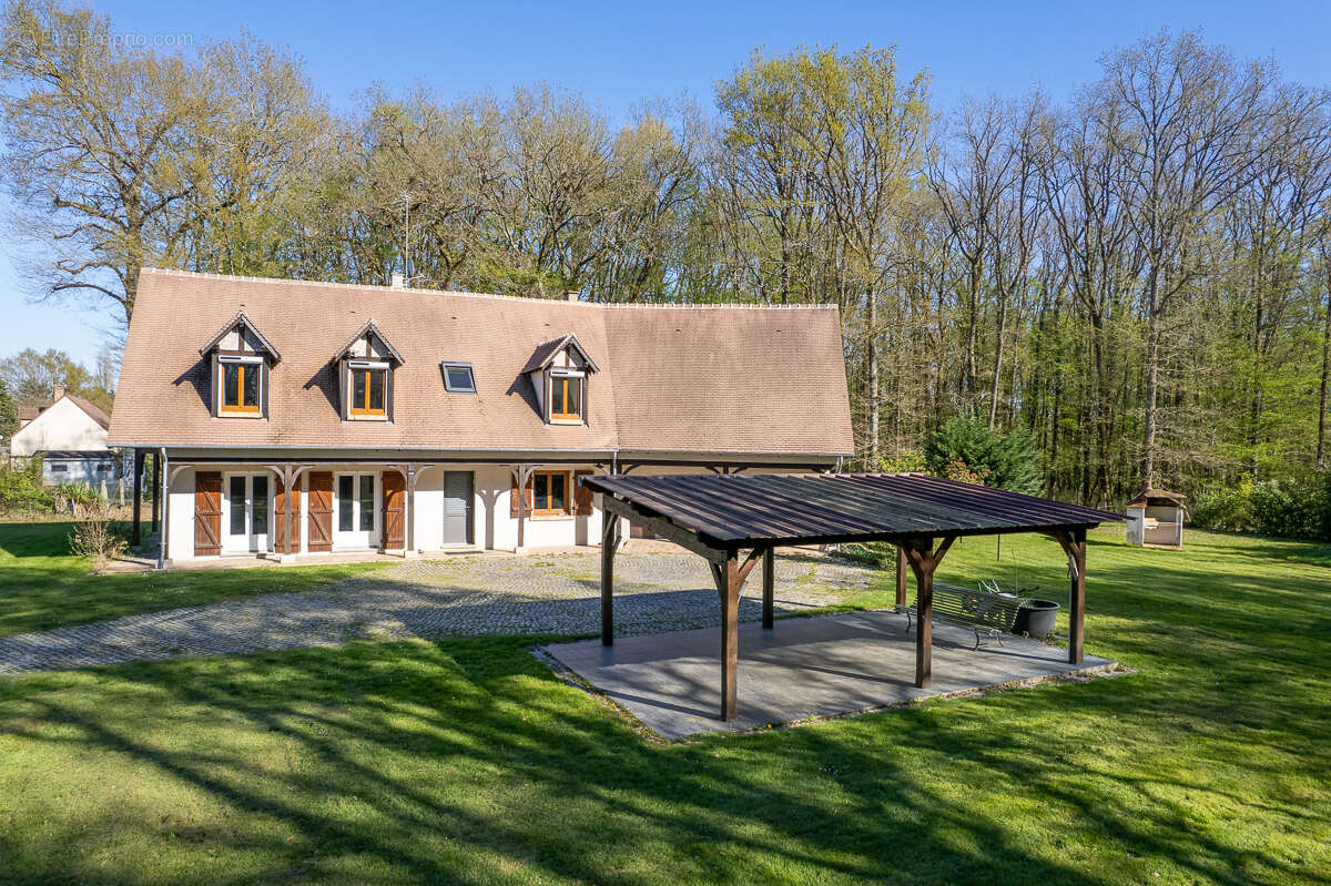 Maison à VIGNOUX-SUR-BARANGEON