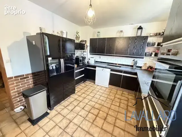 Maison 132 m² à Camon  - photo 4