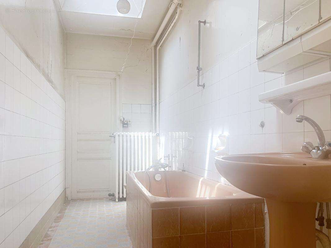 Maison 190 m² à Neuvy-Saint-Sepulchre  - photo 14