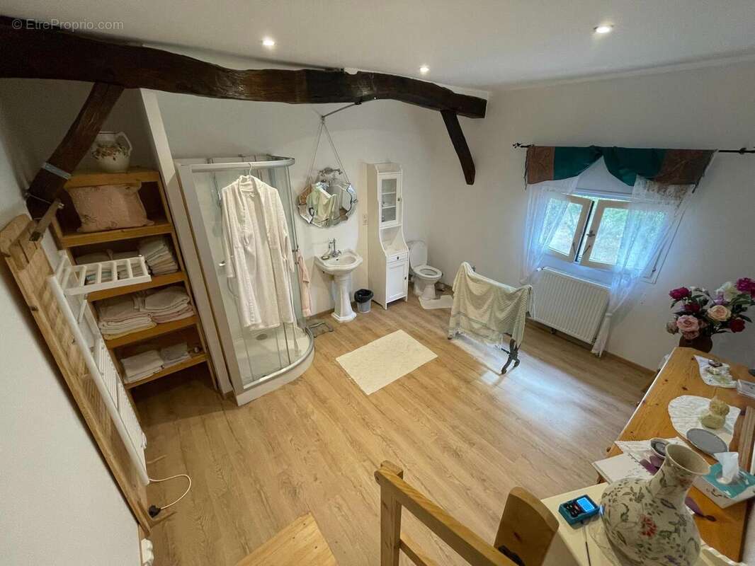Maison 144 m² à Roquebrune  - photo 2