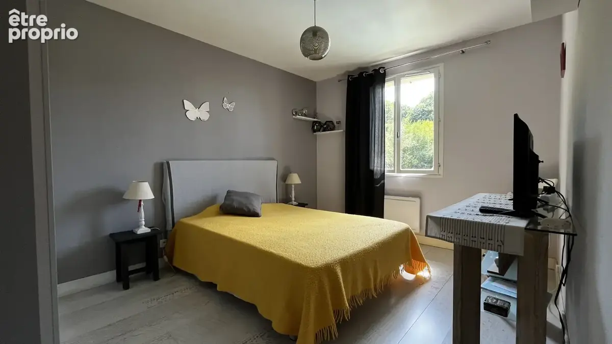 Maison de plain-pied avec piscine dans un environnement calme - photo 7