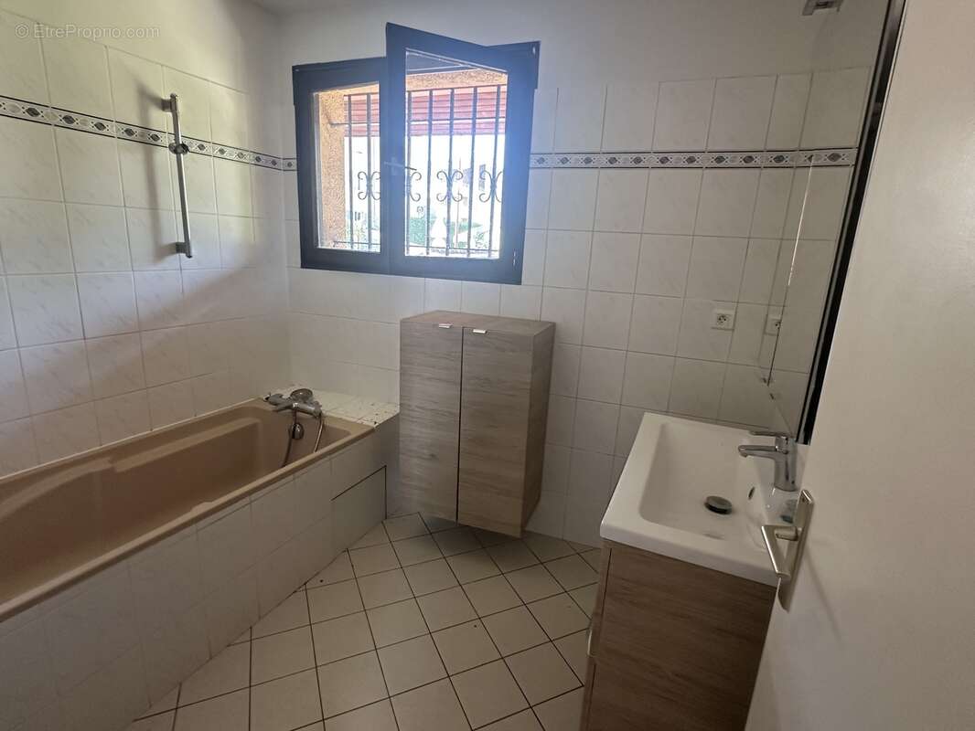 Maison t4 de 147 m2 - photo 8