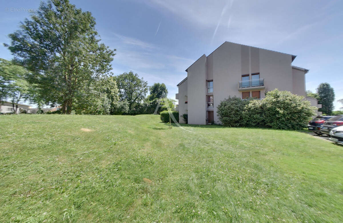 Appartement à PONTAULT-COMBAULT