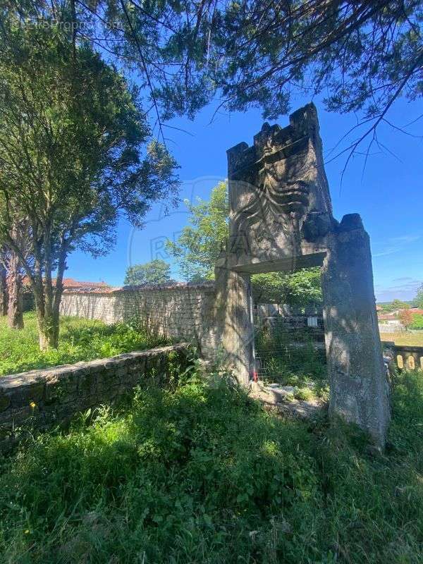 Maison à LA VILLEDIEU