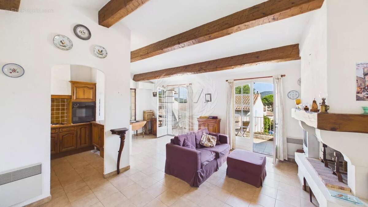 Maison à PLAN-DE-LA-TOUR