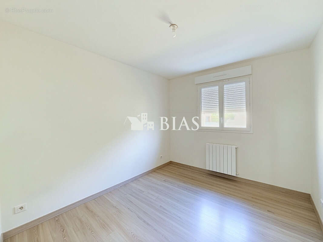 Maison 97 m² à La Neuville-Du-Bosc  - photo 8