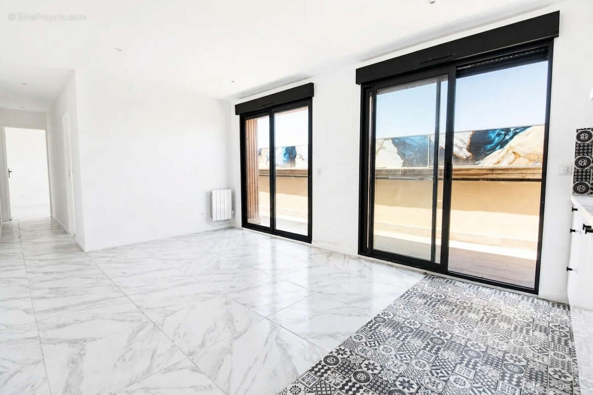 F3 avec terrasse de 20m² Frais de notaire réduits - photo 2