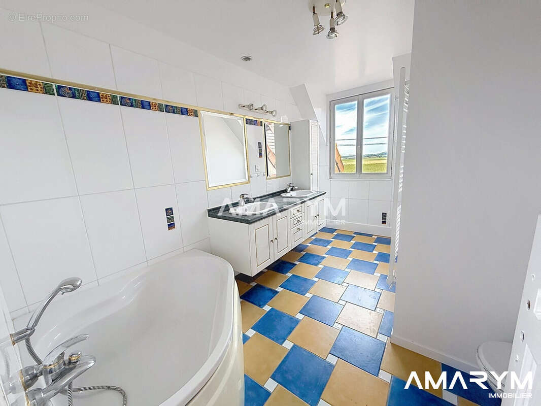 Appartement à SAINT-PIERRE-EN-VAL