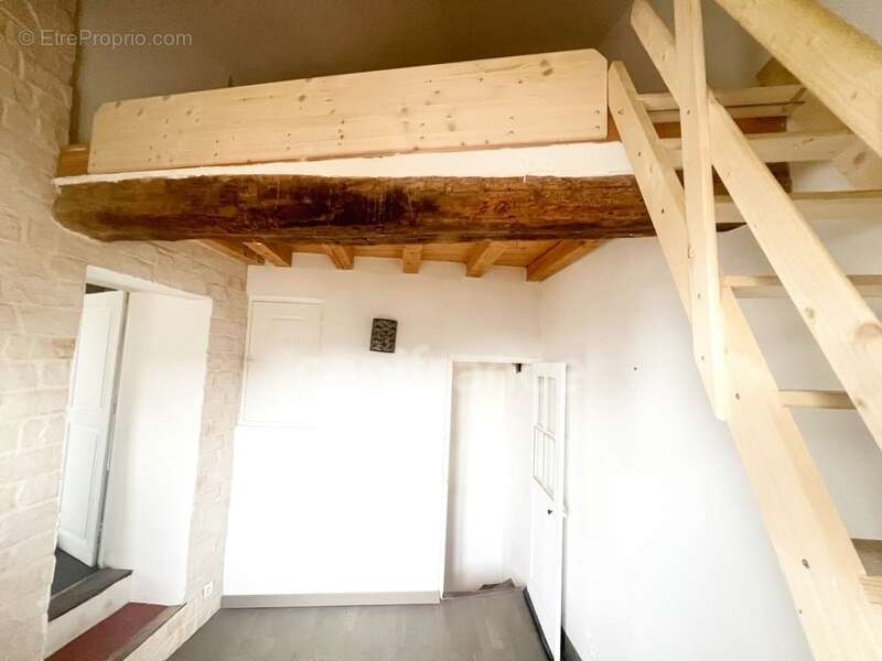 Maison à FORCALQUIER