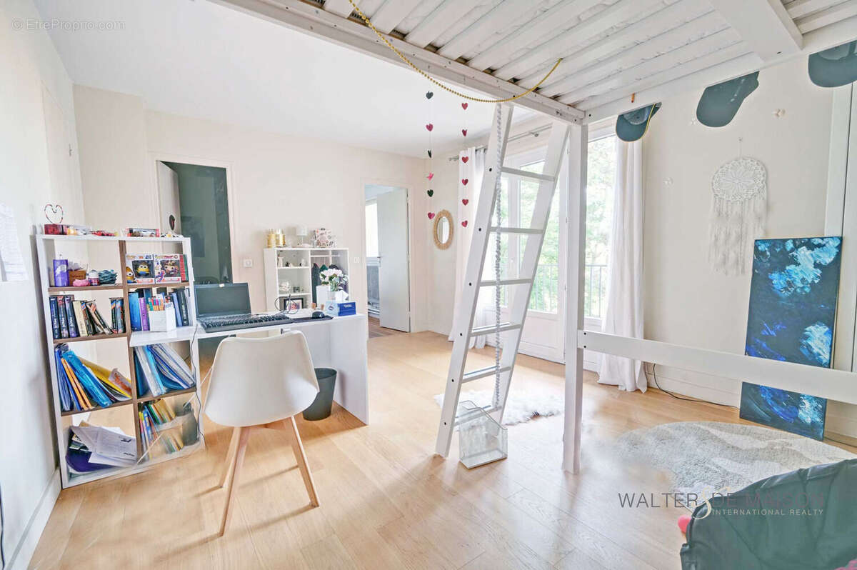 Appartement à SAINT-MAUR-DES-FOSSES