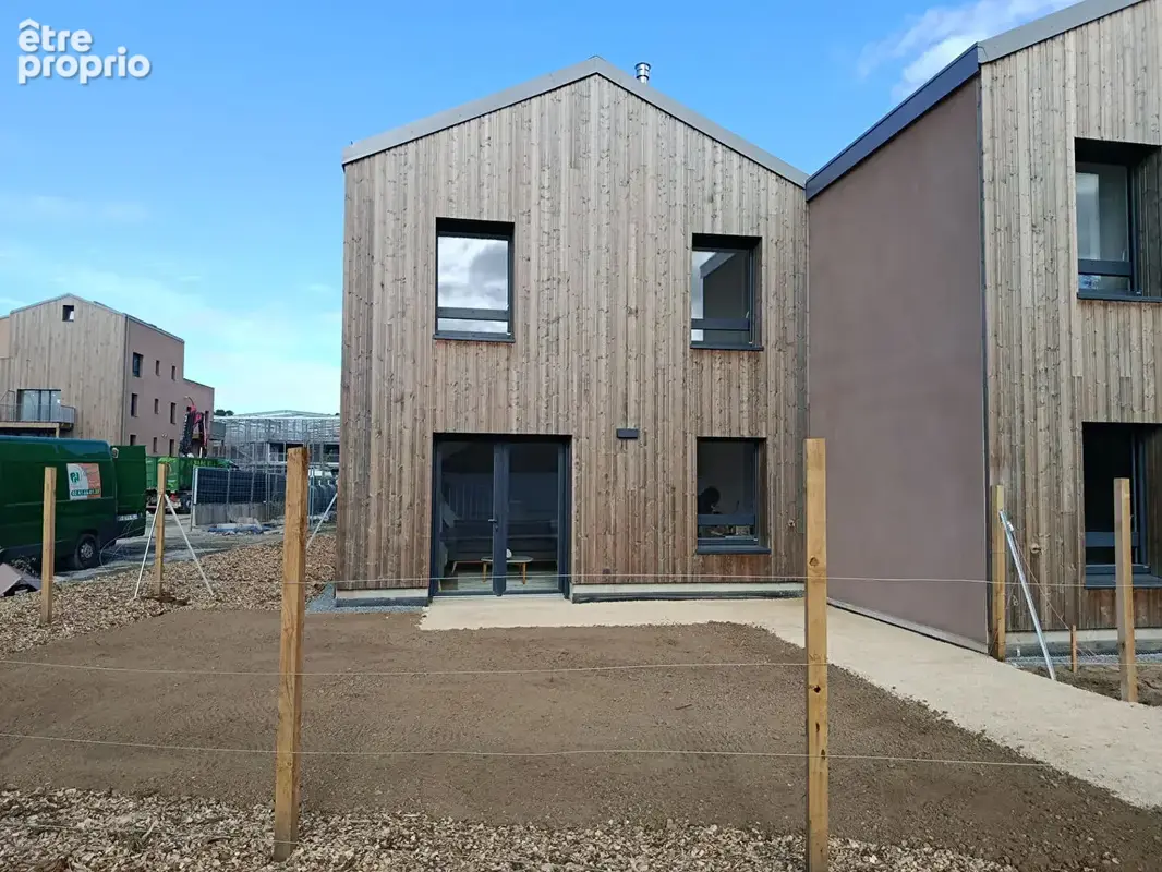 Maison à vendre à Angers neuve 4 chambres - photo 1