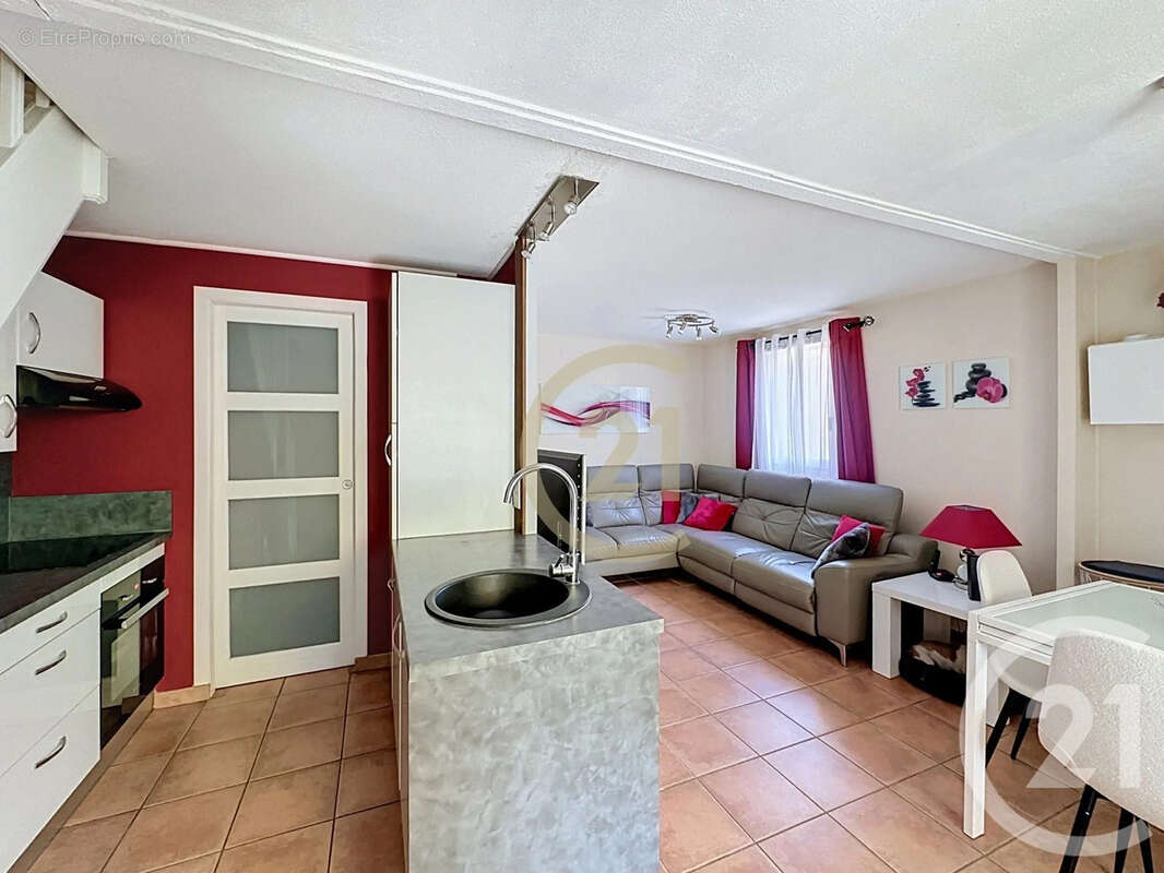 Appartement à UZES